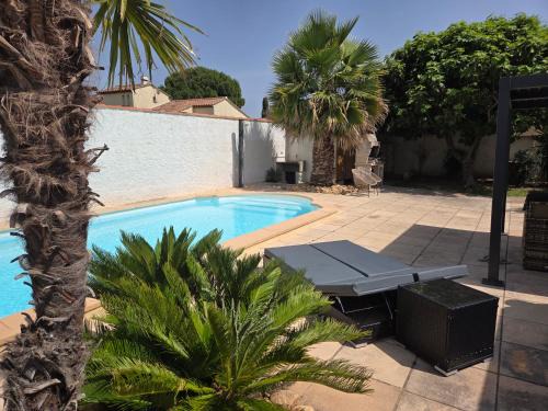 Istres Villa | Belle villa, avec Jardin Piscine Jacuzzi et Sauna