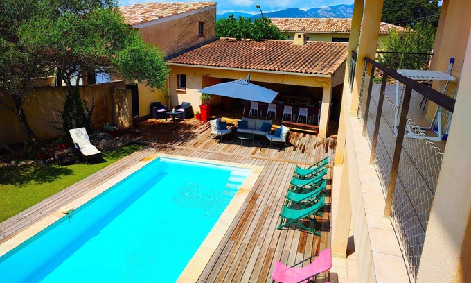 Pinarellu Villa | Belle Villa Avec Piscine, Jacuzzi, vue Panoramique et Borne de Recharge Tesla