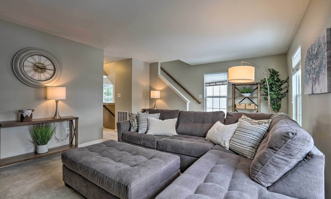 Bellefonte House | Bellefonte Townhouse - 9 Miles to Penn State!