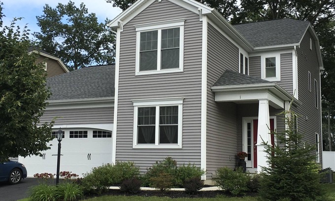 Saratoga Springs House | Belmont Gem! In town, near Track, downtown, Saratoga State Park, Casino Hotel.