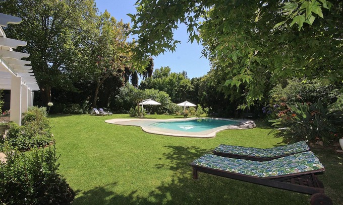 Constantia Bed & Breakfast | Beluga of Constantia Guest House