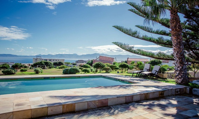 De Kelders Bed & Breakfast | Benguela
