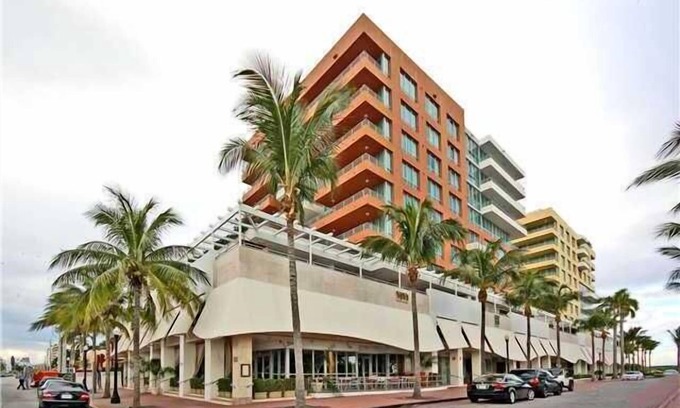 South of Fifth Apartment | Bentley Beach Condo- South Beach Miami
