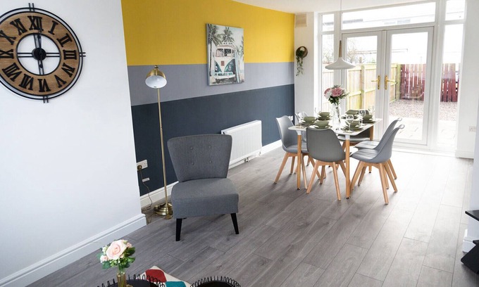 Newcastle-upon-Tyne House | Benton Holiday Home