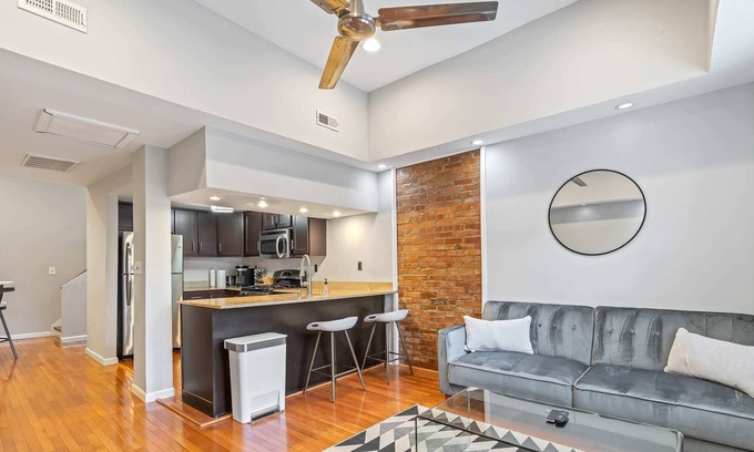 Benton Park Apartment | Benton Park | Private 2 Bedroom | Sleeps 6