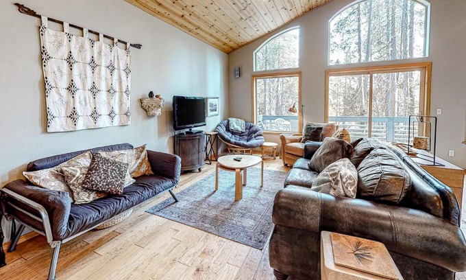 Soda Springs House | Berg Hytte