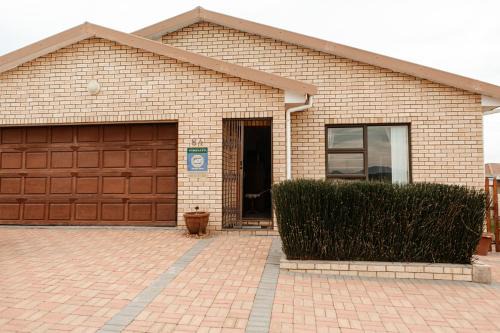 Kareeberg House | Bergbries