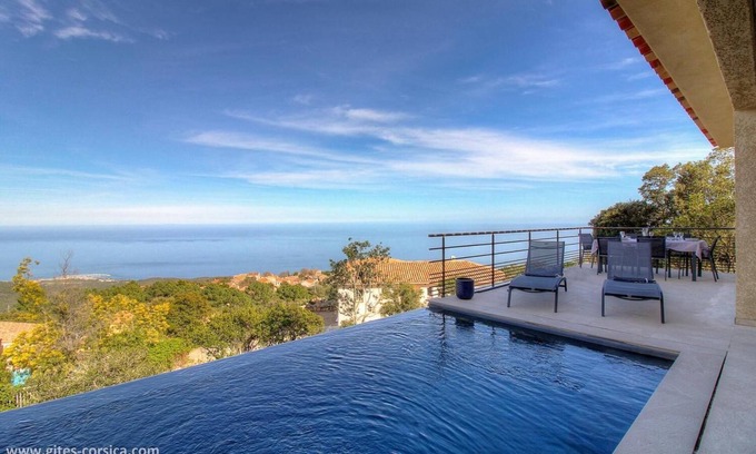Sari-Solenzara Villa | Bergerie, Panoramic sea view, Heated pool, Gr20 access