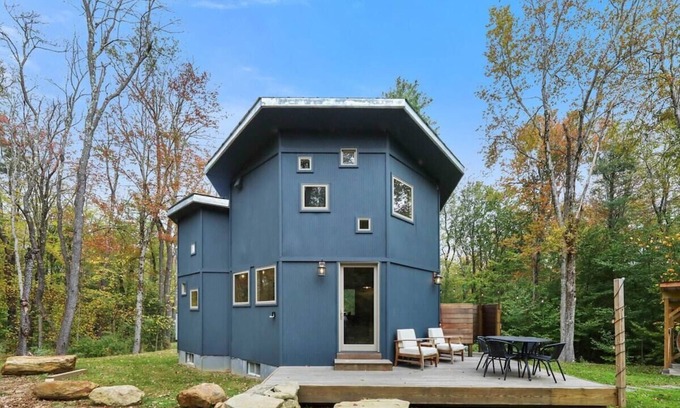 Becket House | Berkshires Retreat W/Sauna by Evergreen Home