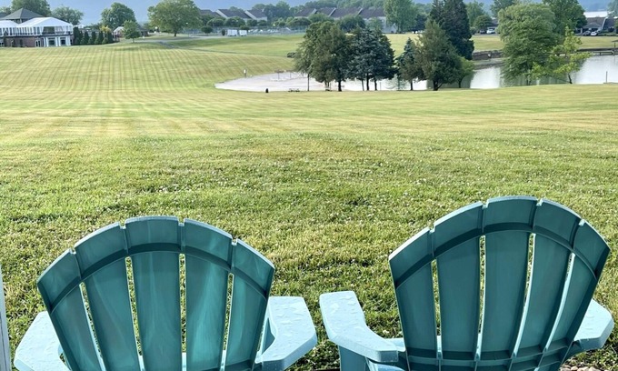 North Shore Condo | Bernard's Landing Hillside Lake Escape @ SML