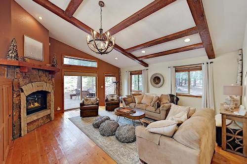 Truckee House | Bernese Gem