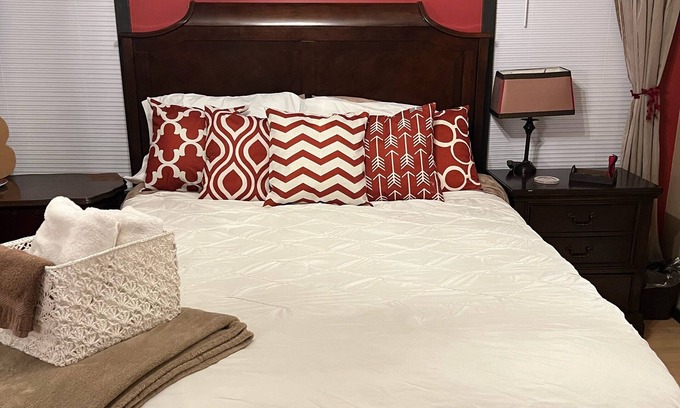 Sylva House | Berry Mountain Escape