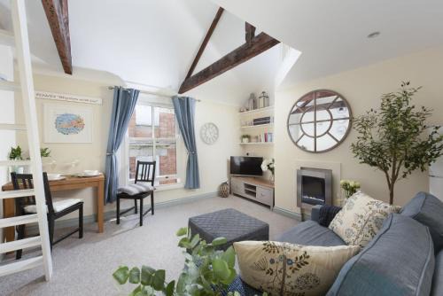 Fowey House | Bessie Ellens Cottage