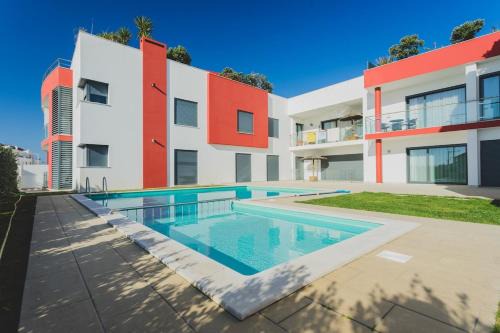 Ferrel Apartment | Best Houses 03 - Deluxe Two Bedrooms and Pool - Design Apartment