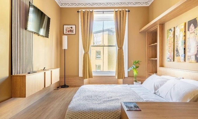 Tollcross Apartment | Best location to discover Edinburgh!