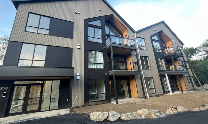 Owl's Head Ski Resort Condo | Best of both worlds! Steps from the chairlift & a dock on the Memphrémagog lake