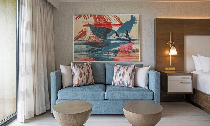 Shipyard Plantation Hotel | Best of Hilton Head! 4 Rooms w/Balcony, Pool, Pet-Friendly, Minutes from Beach!