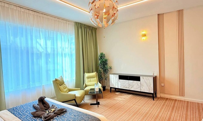 Al Jerf 2 Apartment | Best Place Holiday Home 3