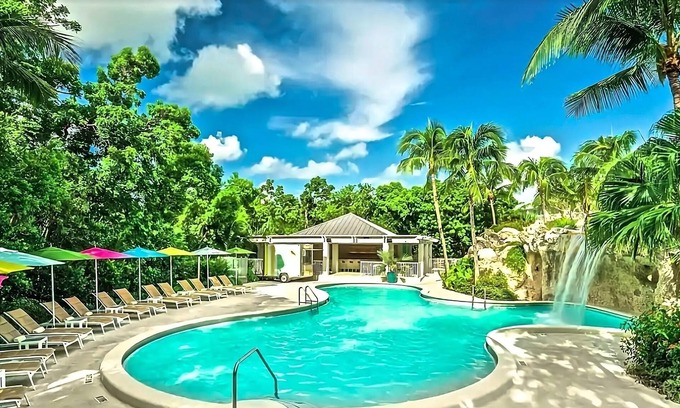 Rock Harbor Hotel | Best Place to Unwind! Pets Allowed, Outdoor Pool, Beach Access!