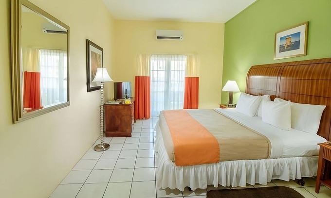 Rodney Bay Hotel | Best Value, Quality Stay! Free Parking, Minutes Away from La Clery Playing Field