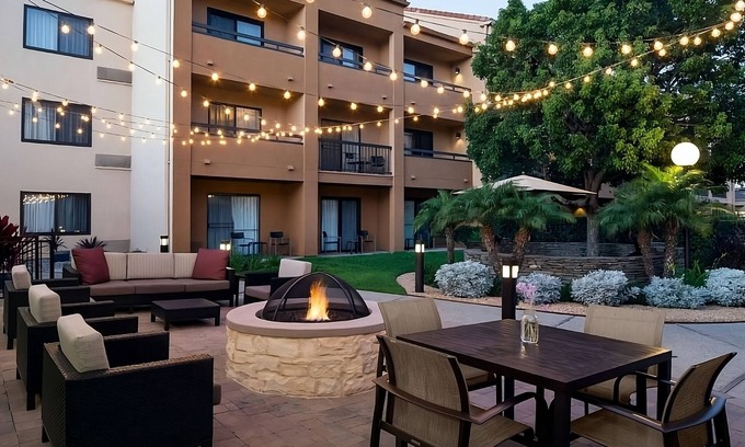 El Segundo Resort | Best Value, Quality Stay! Short Drive to Dockweiler State Beach, Pet-Friendly