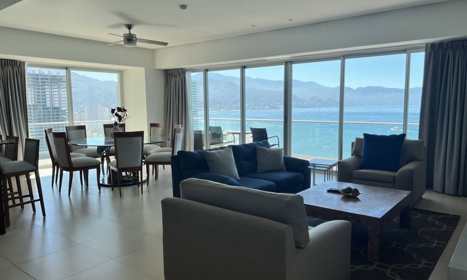 North Hotel Zone Apartment | Best view and location at ICON Vallarta.10 min from airport and 15 min downtown