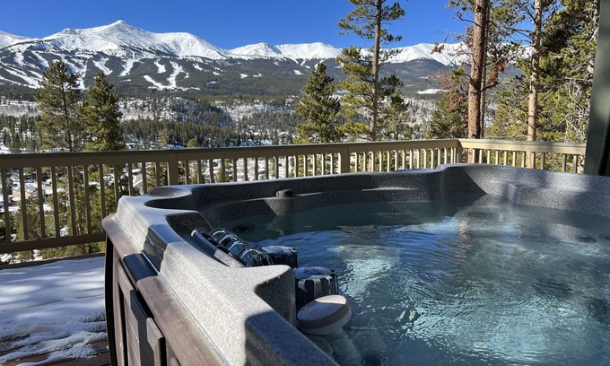 Huron Heights House | BEST views in Breck! A+ for comfortable and cleanliness