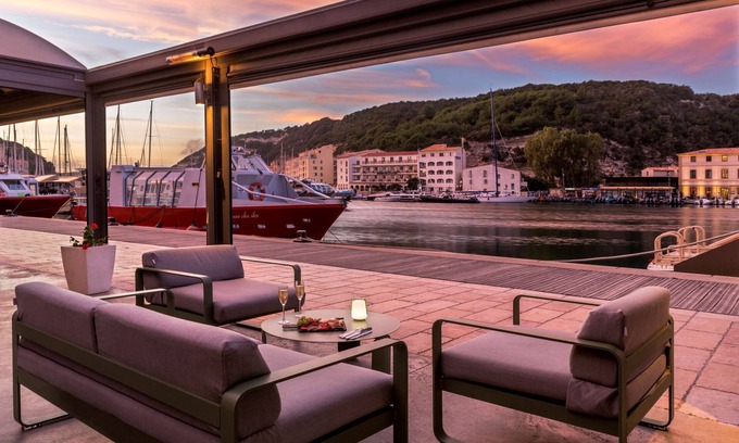 Bonifacio Hotel | Best Western Hotel Du Roy D'aragon
