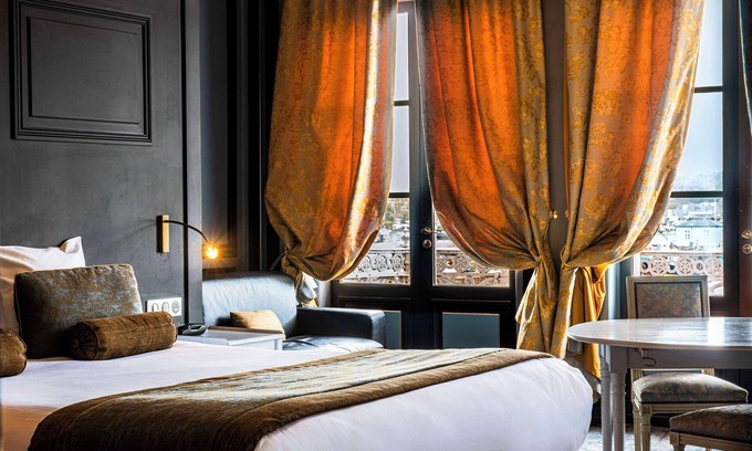 Honfleur Hotel | Best Western Le Cheval Blanc - Vieux Port
