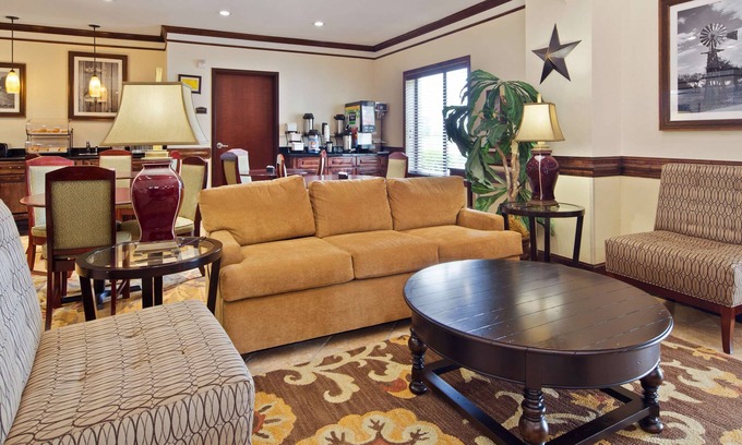 Edna Hotel | Best Western Lone Star Inn