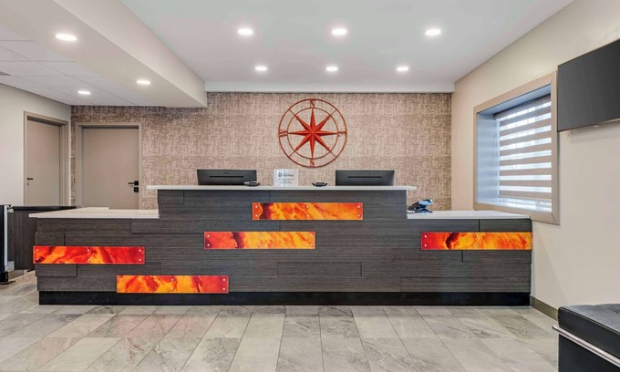 Prestonia Hotel | Best Western Louisville Airport Expo