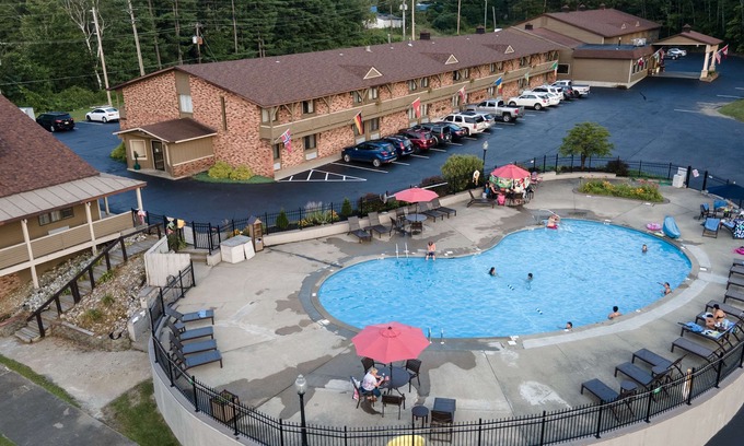 Lake George Hotel | Best Western of Lake George
