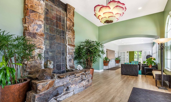 Capitola Hotel | Best Western Plus Capitola By-the-sea Inn & Suites
