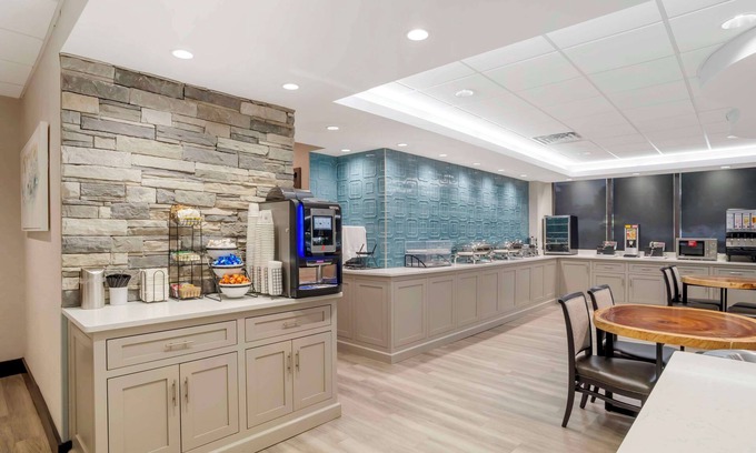 Greenville - Spartanburg Hotel | Best Western Plus Greenville I-385 Inn & Suites