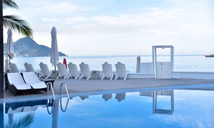 Manzanillo Hotel | Best Western Plus Luna del Mar