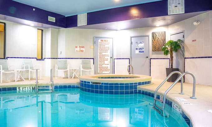 Richmond Hill Hotel | Best Western Plus Richmond Hill Inn
