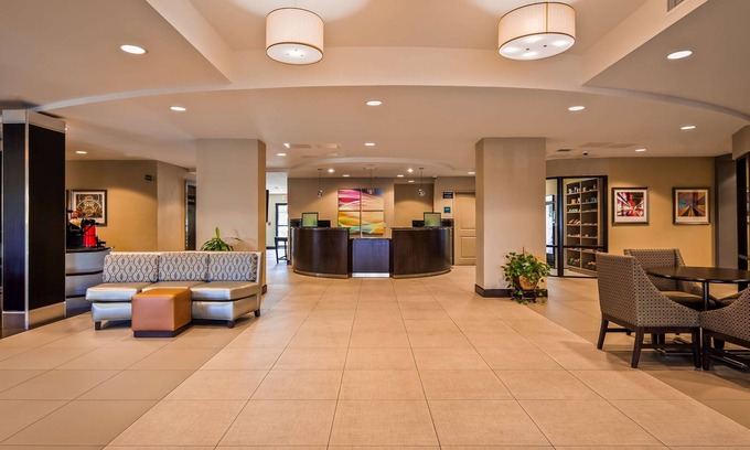 Hattiesburg Hotel | Best Western Plus University Inn