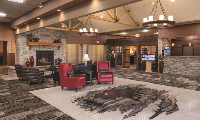 Rapid City Hotel | Best Western Ramkota Hotel