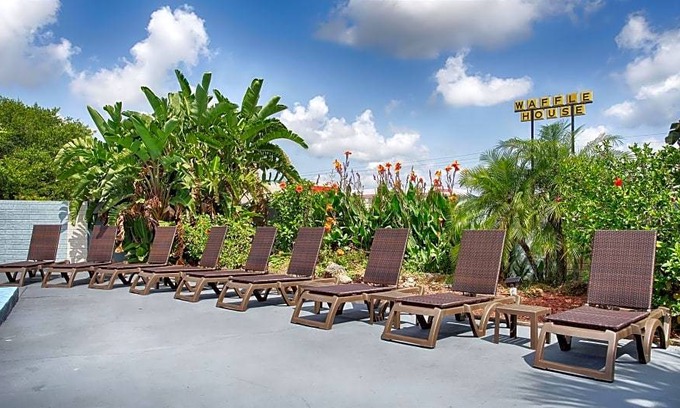 Titusville Hotel | Best Western Space Shuttle Inn