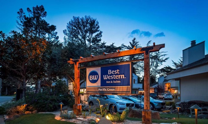 Pacific Grove Hotel | Best Western The Inn & Suites Pacific Grove