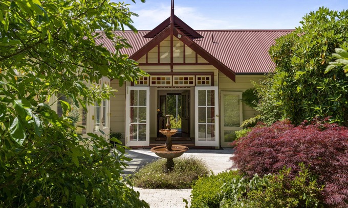 Leura Bed & Breakfast | Bethany Manor Bed & Breakfast