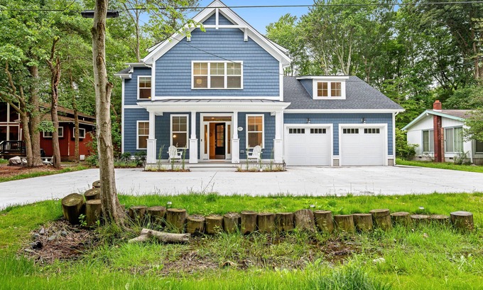 Bethany Beach House | Bethany West Retreat W/Shared Pool, Free WiFi, Full Kitchen & Ideal Location