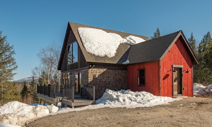 Bethel House | Bethel Escape:Sleeps 10,Hot Tub,GameRoom,Fire Pit