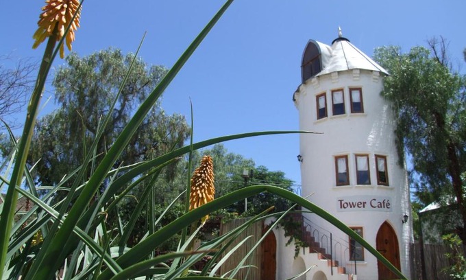 Nieu-Bethesda Bed & Breakfast | Bethesda Tower Accommodation