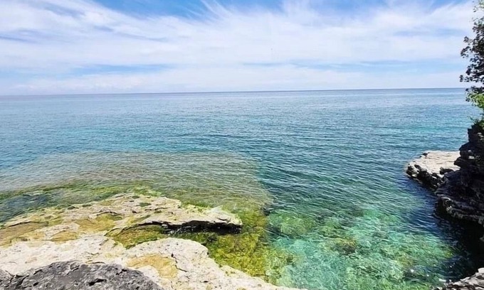 Sturgeon Bay House | Between 2 Lakes-Relaxing Vacation Near Adventure