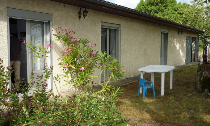 Vensac House | Between Montalivet and Soulac, family house of 110 m2