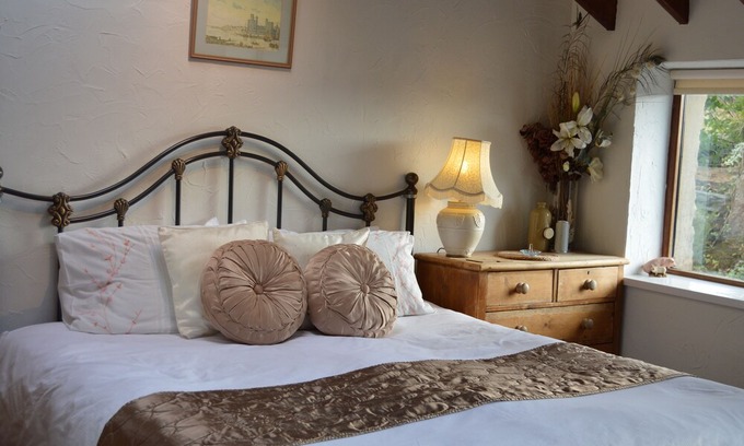 Bangor Cottage | Beudy Bach Cottage with PRIVATE Hot Tub & Gym. Near ZipWorld..Snowdonia.