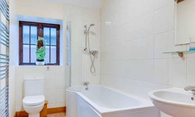 Llanfair Caereinion House | Beudy'r Copa - Two Bedroom House, Sleeps 4