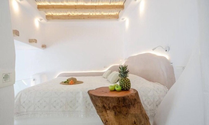 Maragas Apartment | BH093 - C - Suite Naxos