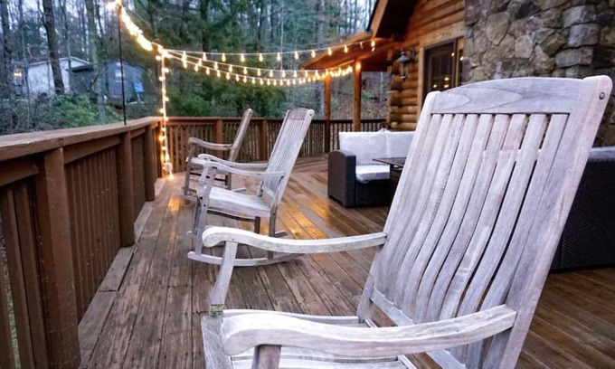 Fairview House | Bhattimore Cabin Custom Log Home